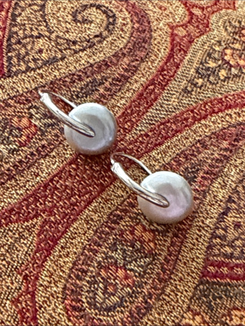 Exquisite delicate sterling silver pierced pearl earrings - Picture 6 of 11
